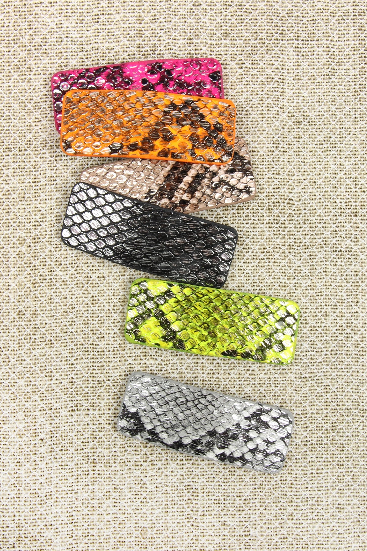 Black Animal Scale Printed Rectangular Hair Clip
