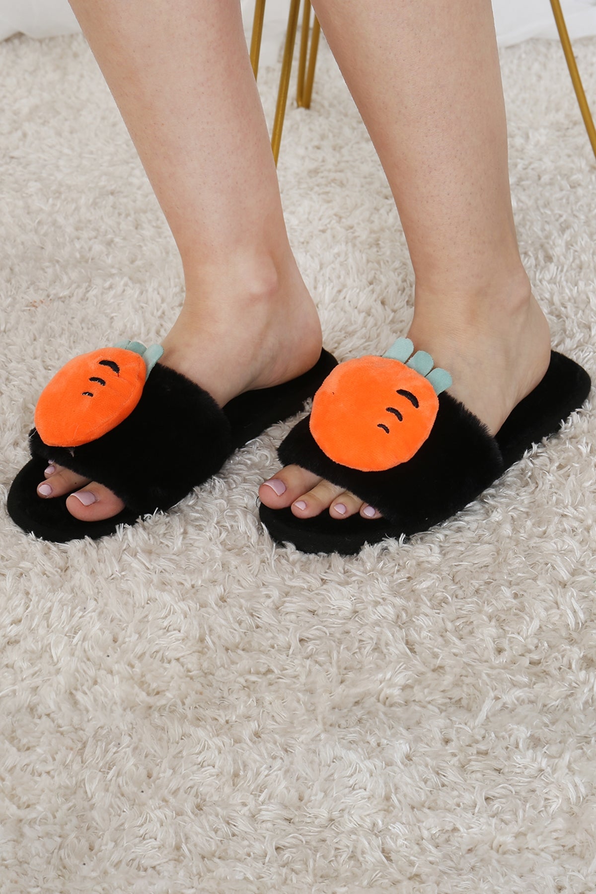 Cute Carrot Fleece Slipper
