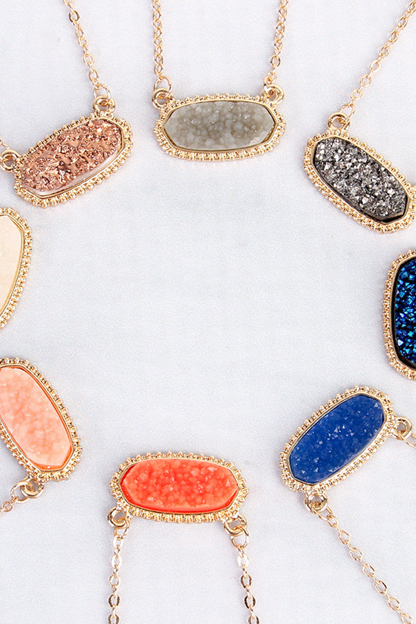 Druzy Stone Oval Pendant Necklace And Earring Set