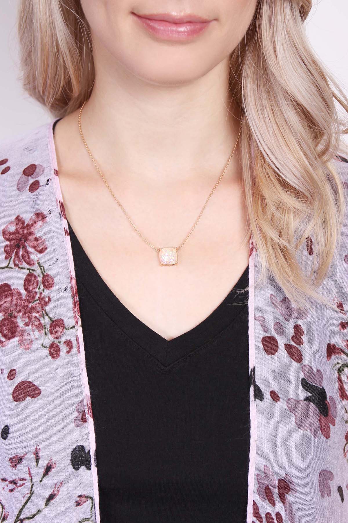 Cushion Cut Glitterred Necklace