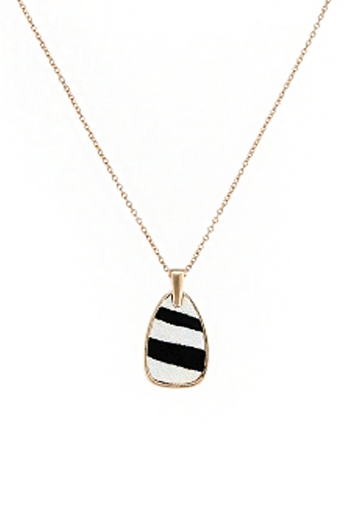 Animal Print Teardrop Pendant Necklace