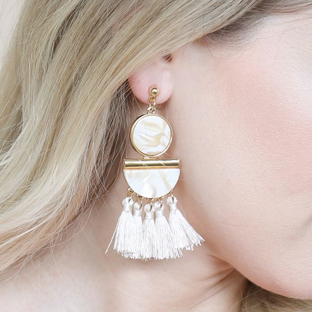 Natural Dangling Resin With Tassel Earrings