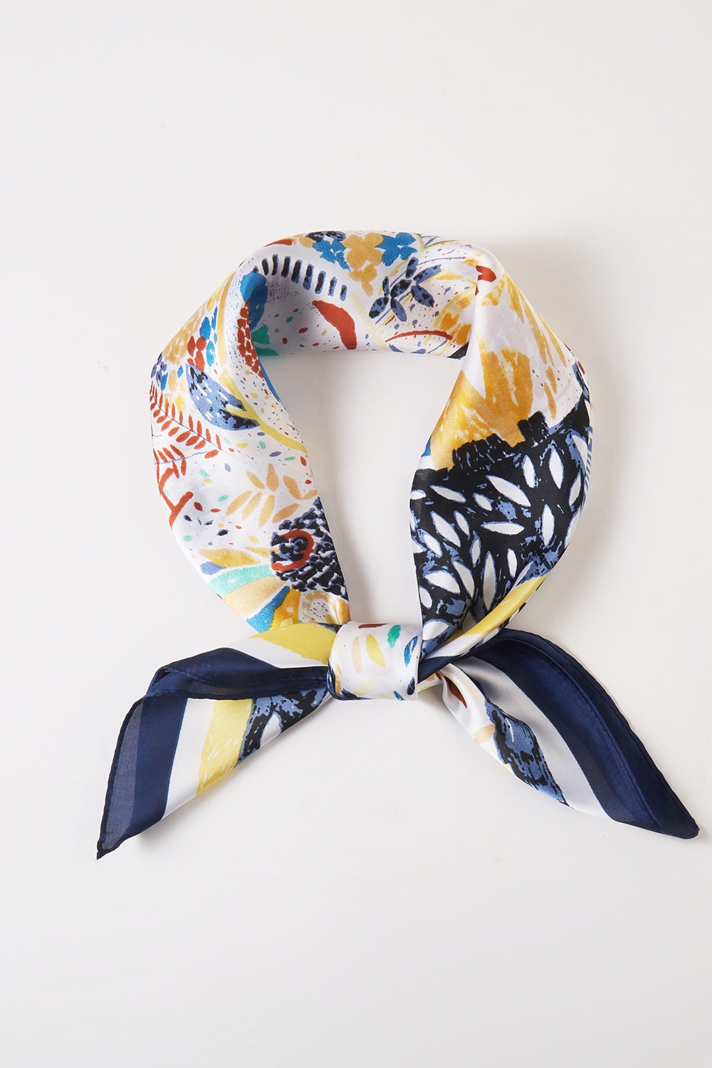Multi Leaves Print Bandana