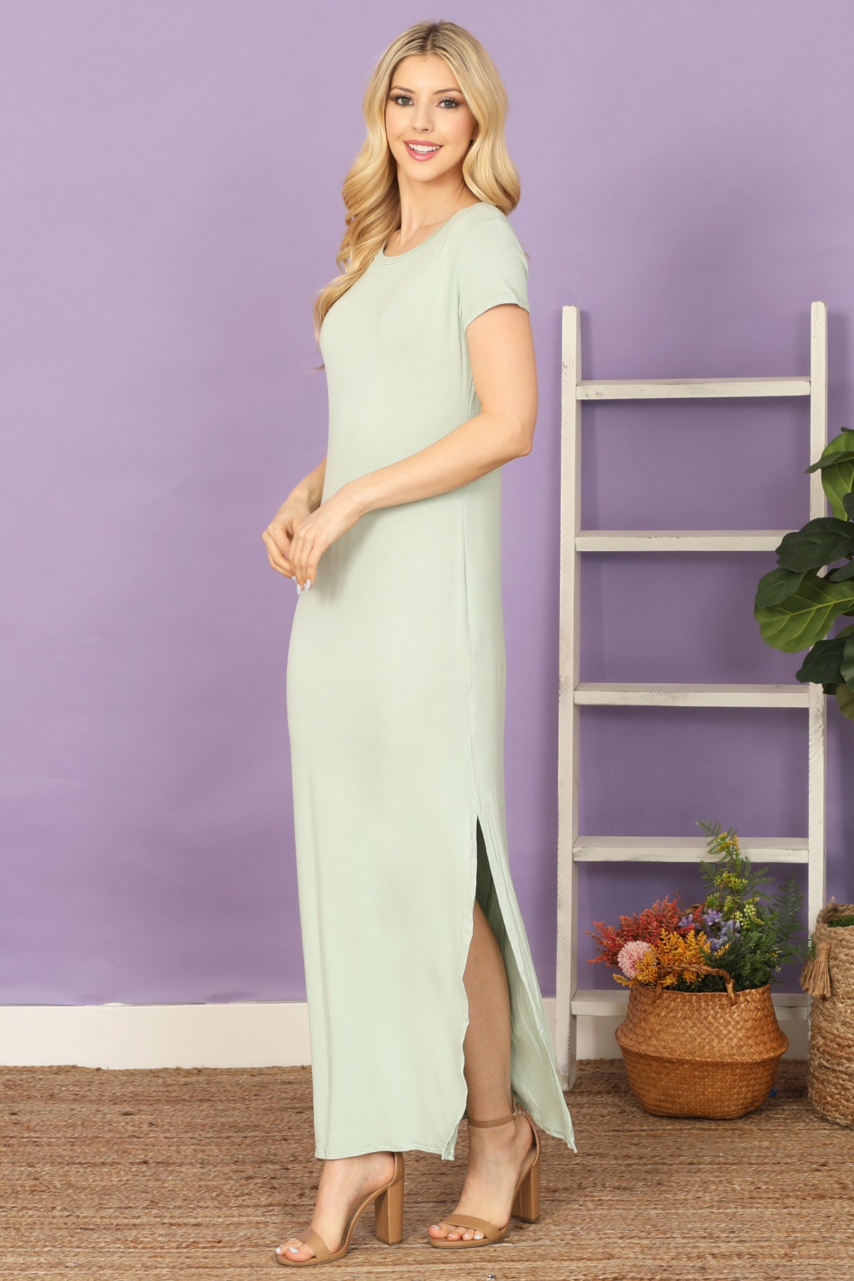 Short Sleeve Round Neck Side Slit Solid Maxi Dress