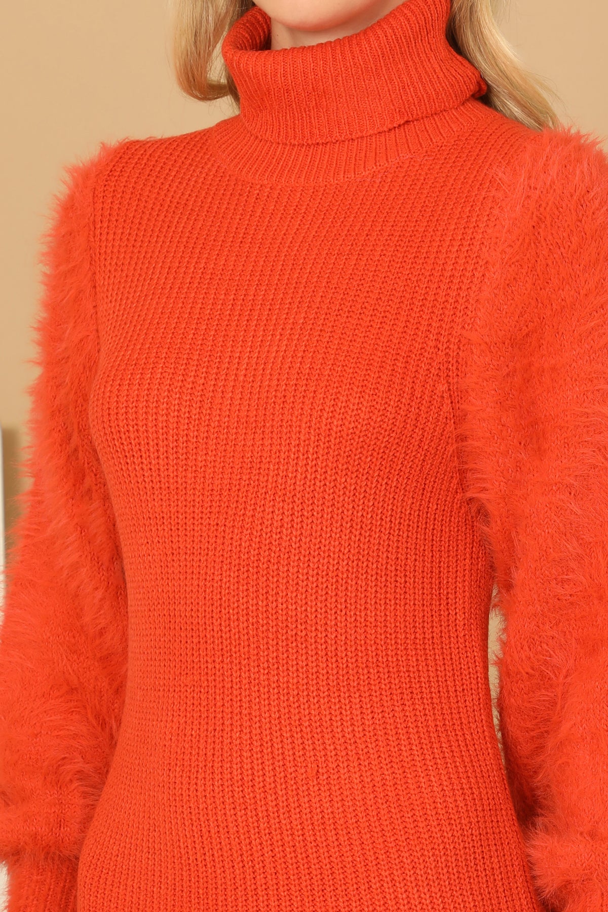 Turtle Neck Faux Fur Long Sleeve Bodycon Dress