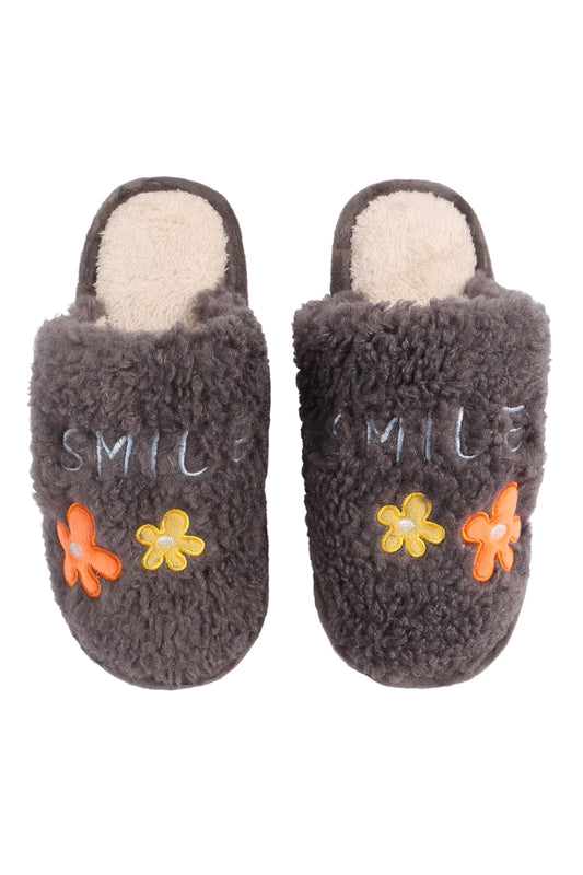 Mini Daisy Embroidered Fleece Slippers