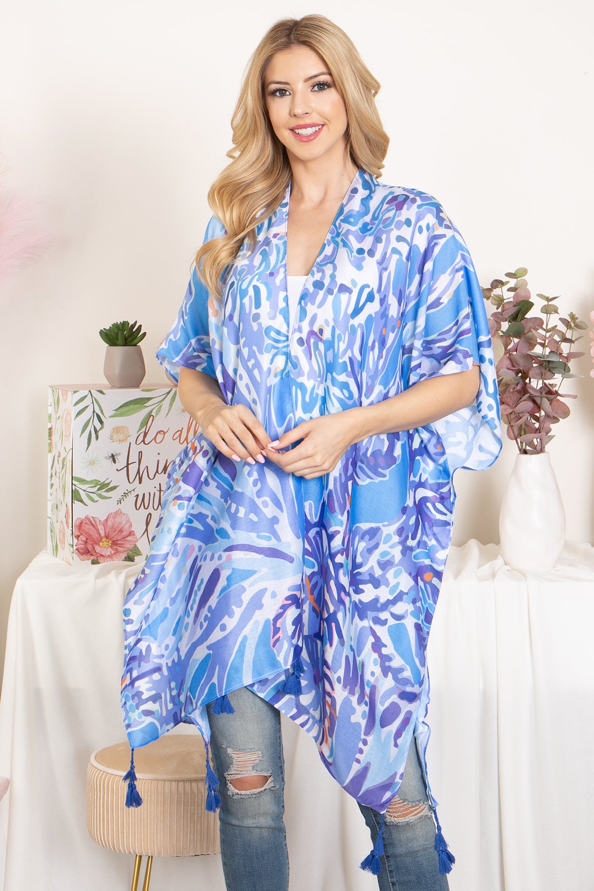 Abstract Tropical Print Tassel Open Front Kimono