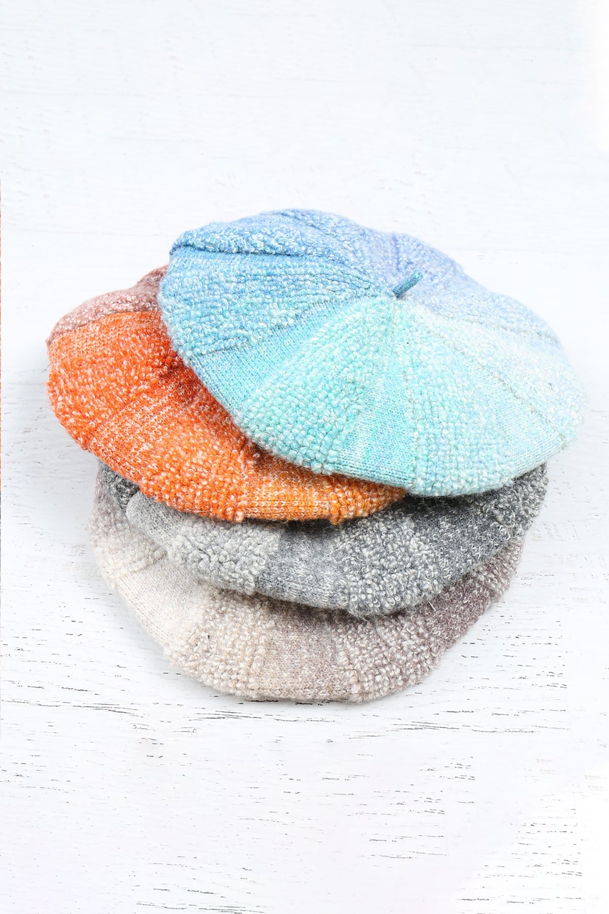 Knit Gradient Color Beret Hat