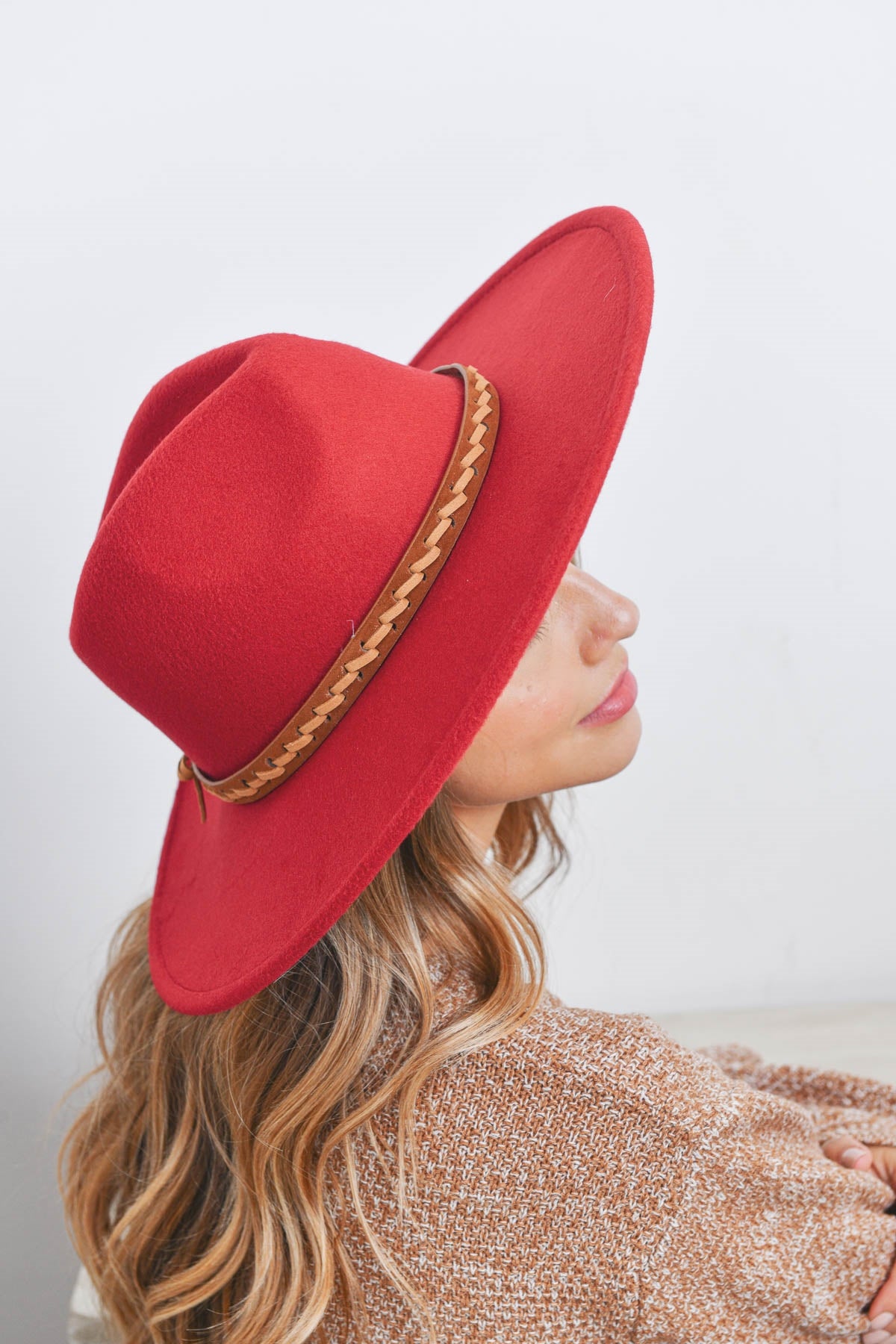 Fashion Brim Hat With Breaded Leather Strap