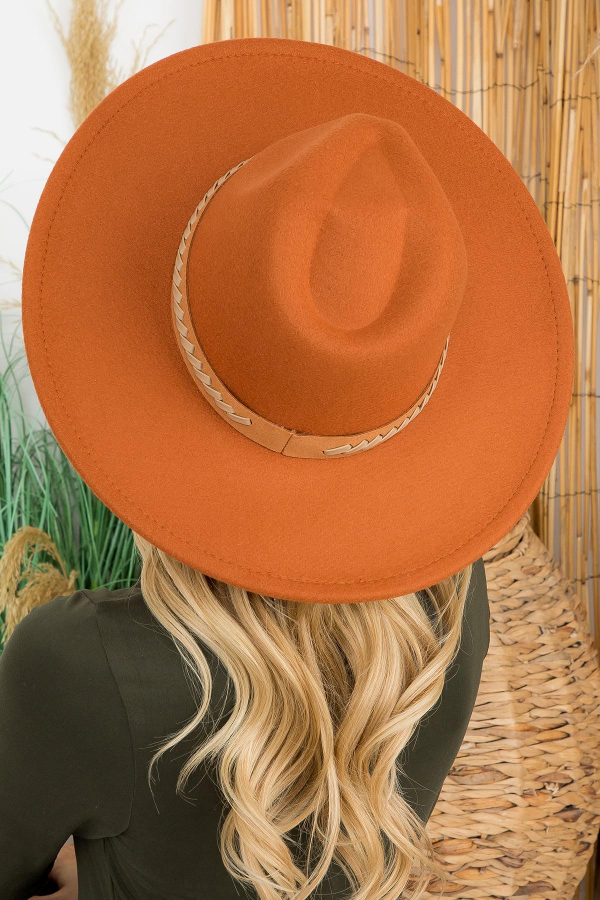 Felt Fashion Brim Hat w/ Leather Braided