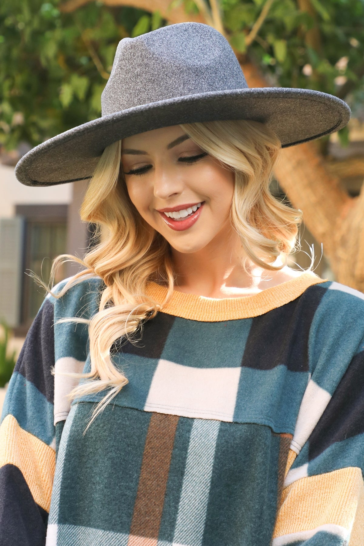 Felt Fashion Brim Hat w/ Leather Braided