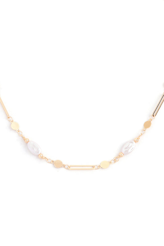 Oval Pearl Stationary Chain Necklace