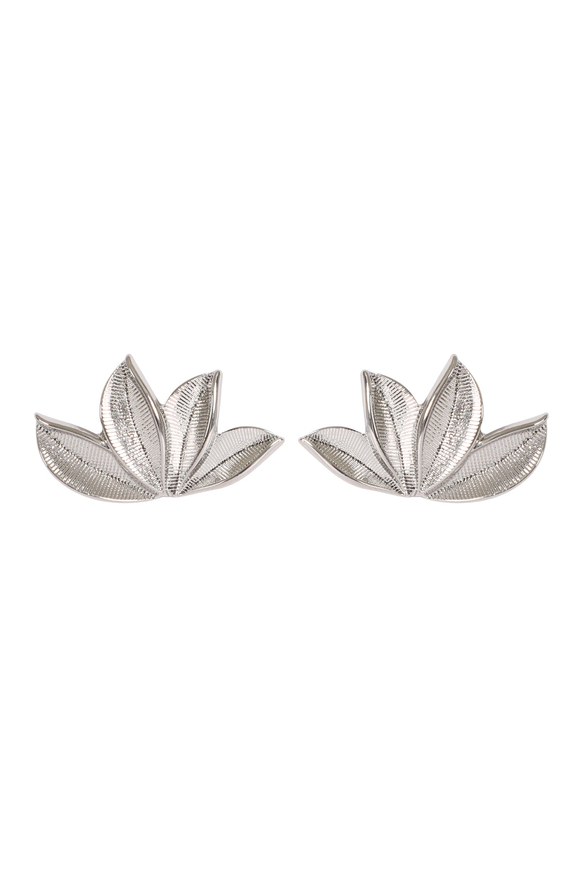 Four Leaves Fan Shape Metal Stud Earrings