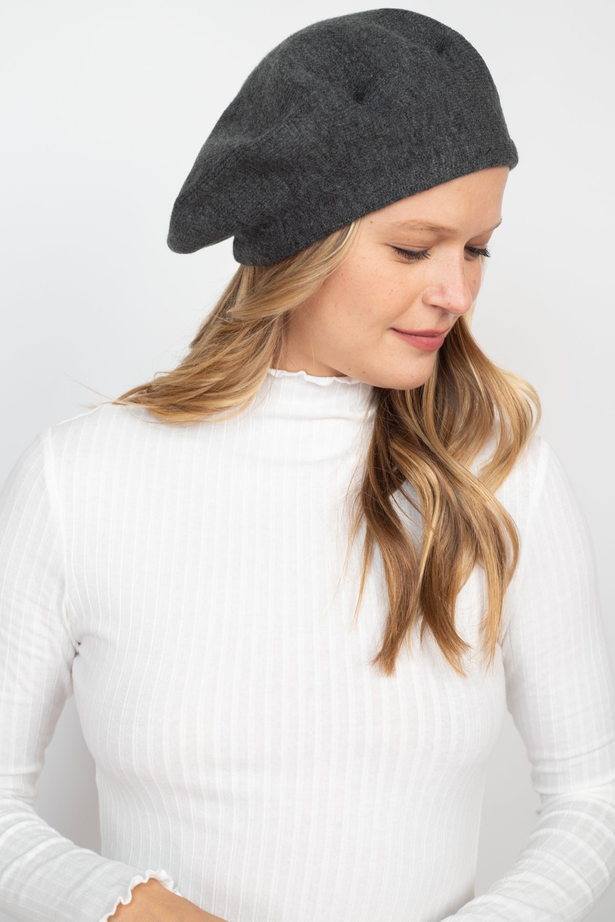 Stretchy Solid Beret Acrylic / 6PCS