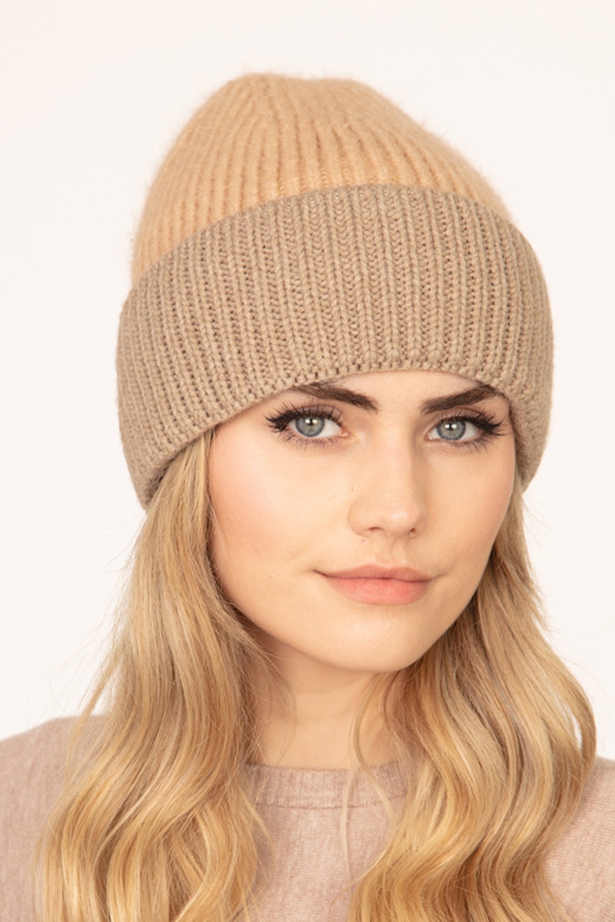 Wool Blended Two Tone Solid Beanie / 6PCS
