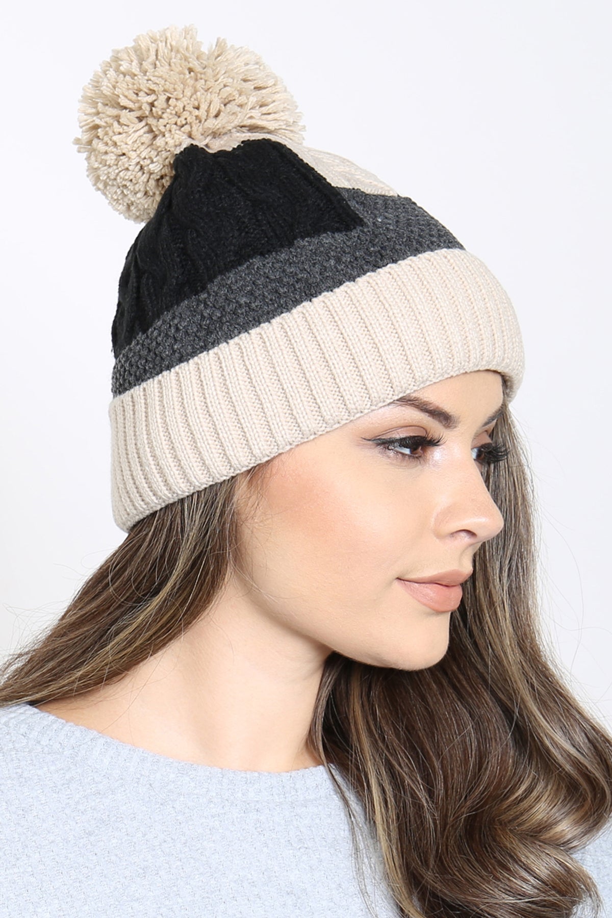 Patch Fleece Pompom Beanie Acrylic / 6PCS