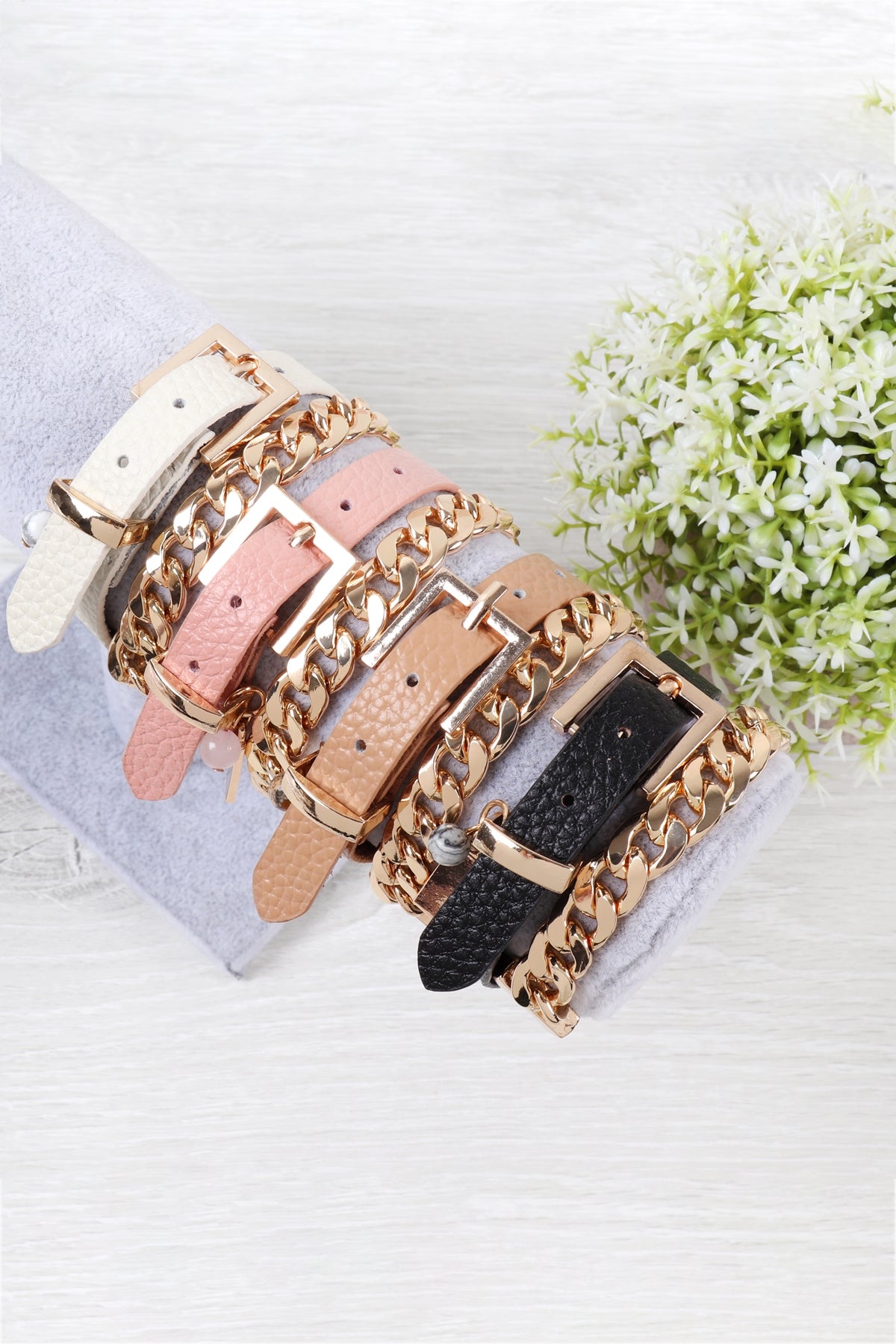 Leather-Chain Choker Bracelet