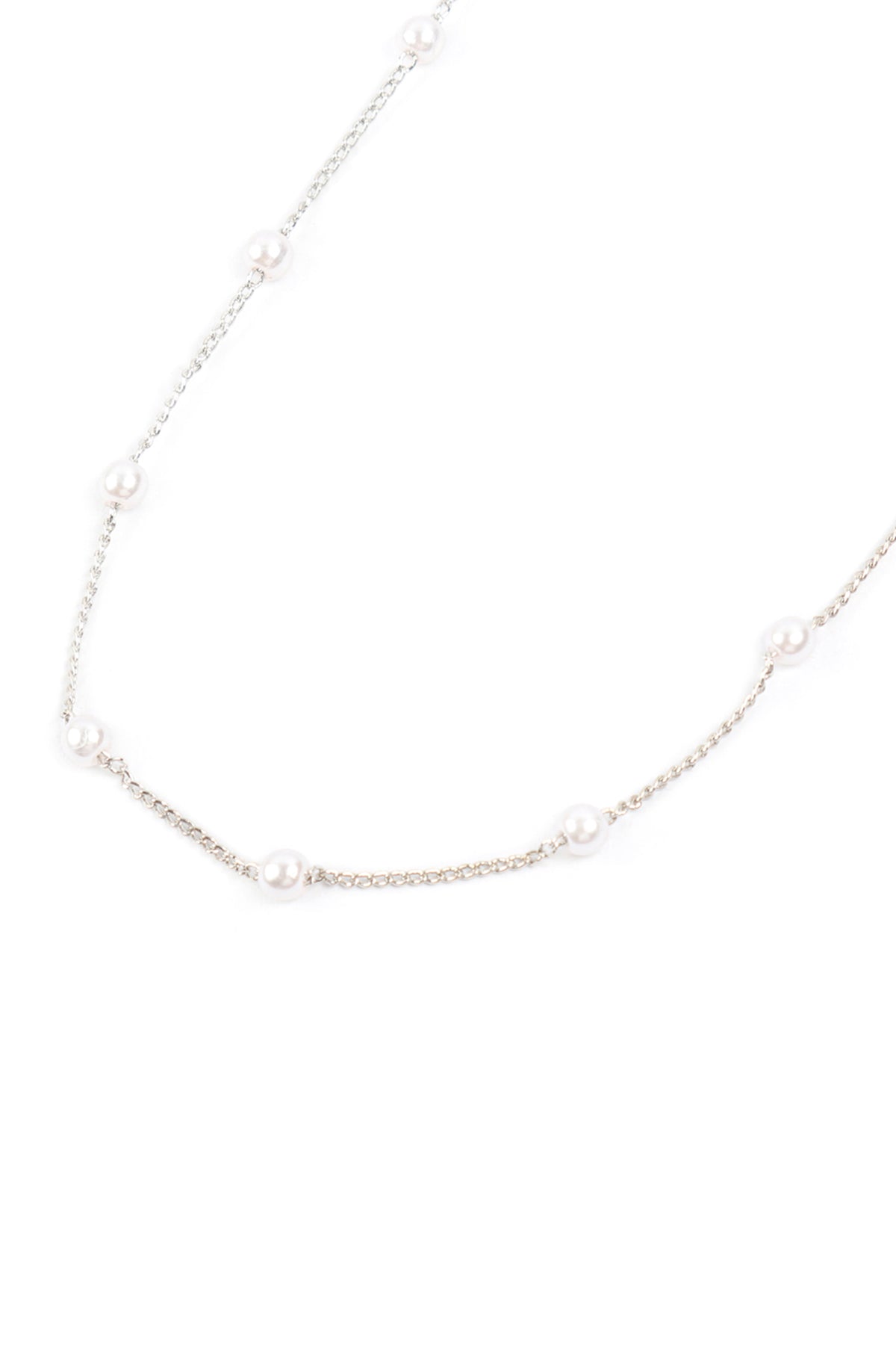 Eyeglasses & Pearl Chain Necklace