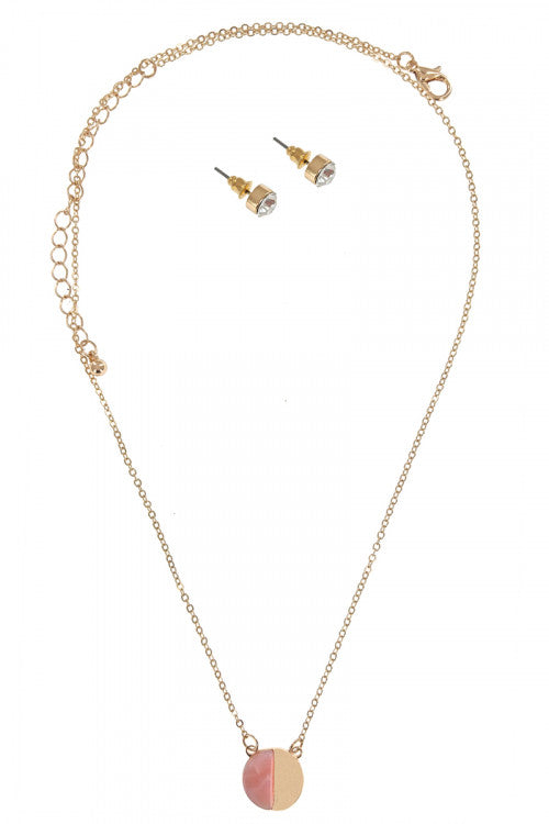Fashion Necklace With Matching Stud Earrings Set