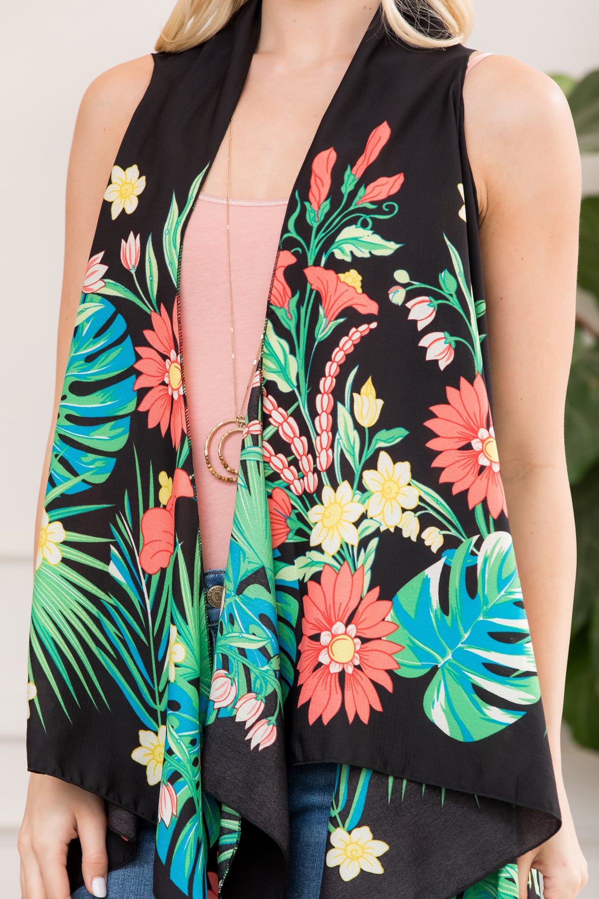 Summer's Fashionable Floral Print Open Sleeveless Kimono