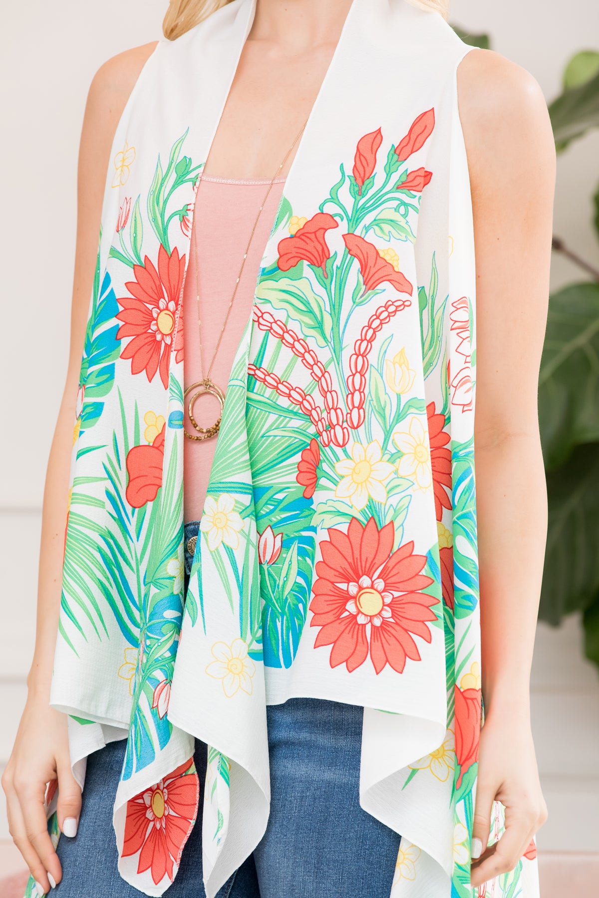 Summer's Fashionable Floral Print Open Sleeveless Kimono