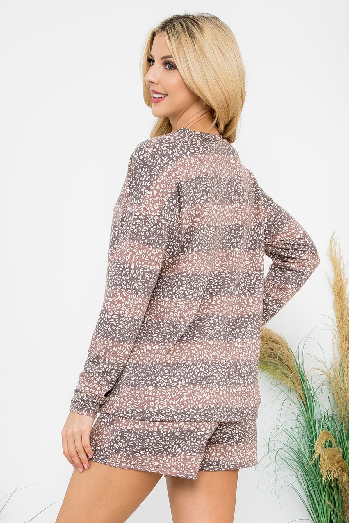 Leopard Striped Long Sleeve Top & Short Bottom Set