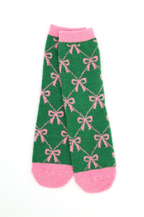 Fuzzy And Cozzy Christmas Socks Assorted 12 PCS Pack ( 4 Designs 3 Pairs each)