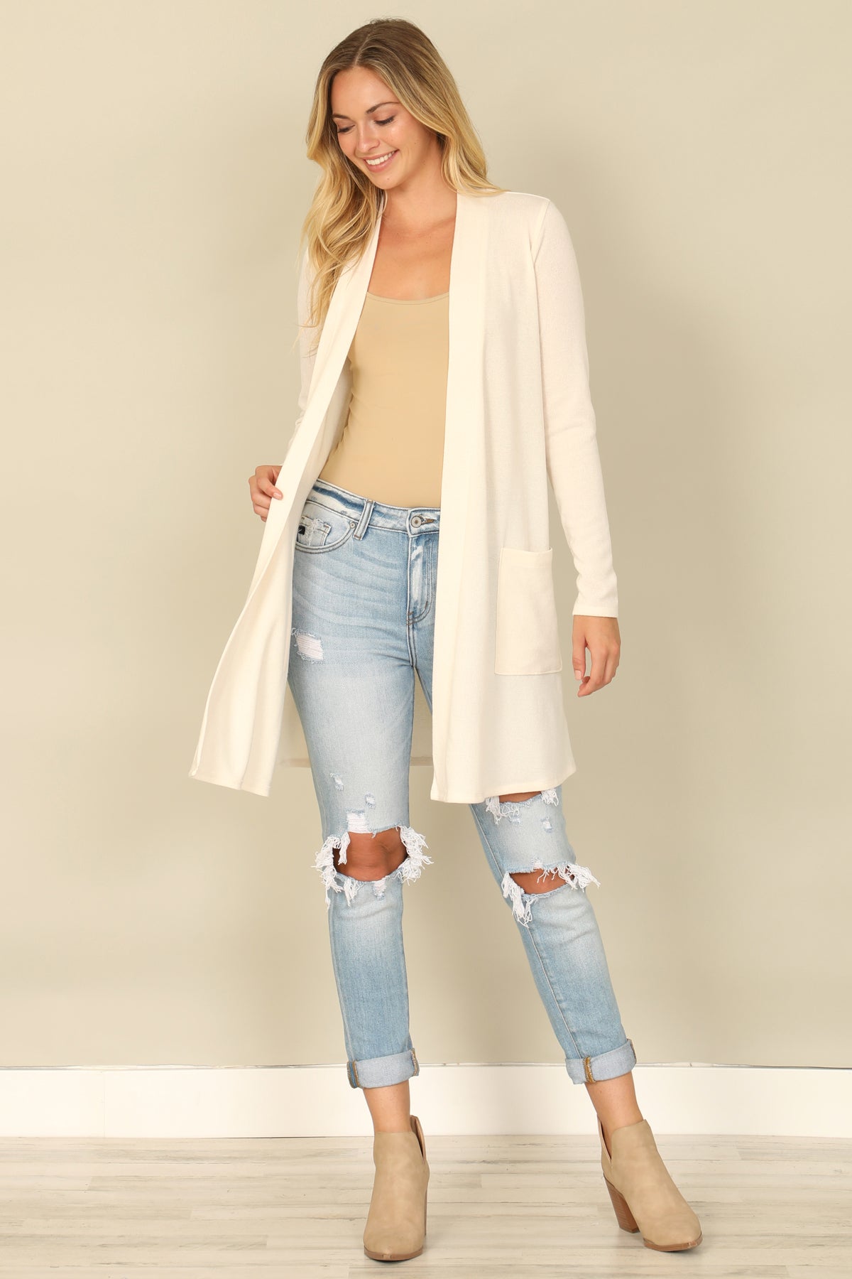 Hacci Solid Long Sleeve Cardigan
