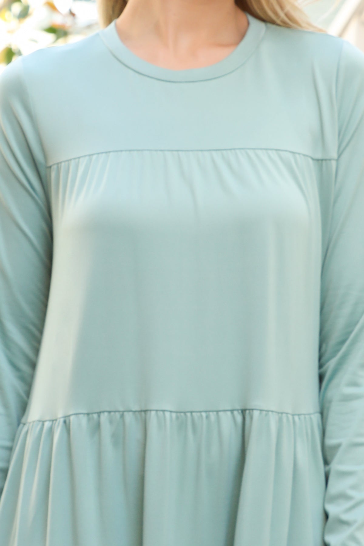 Long Sleeve Tiered Crew Neck Midi Dress