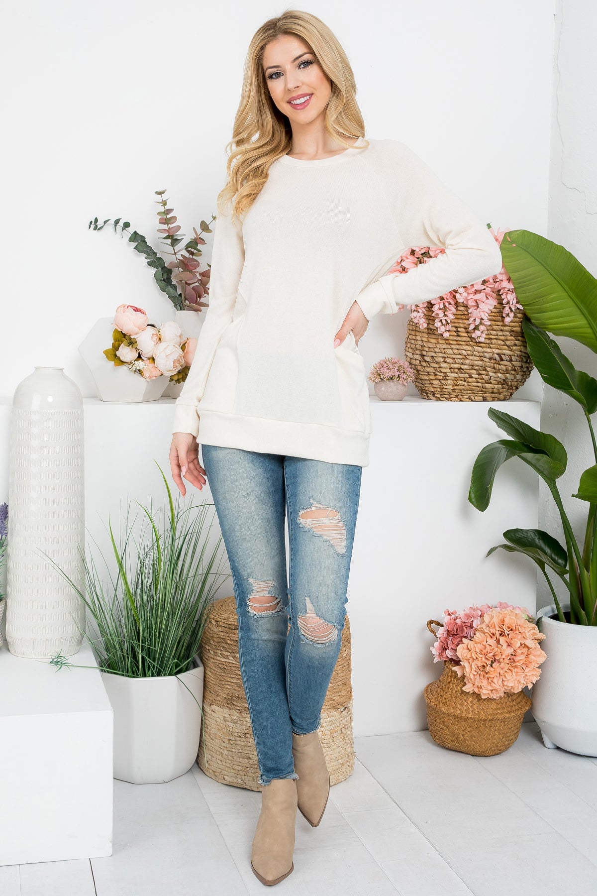 Plus Size Knit Front Pocket Long Sleeved Top