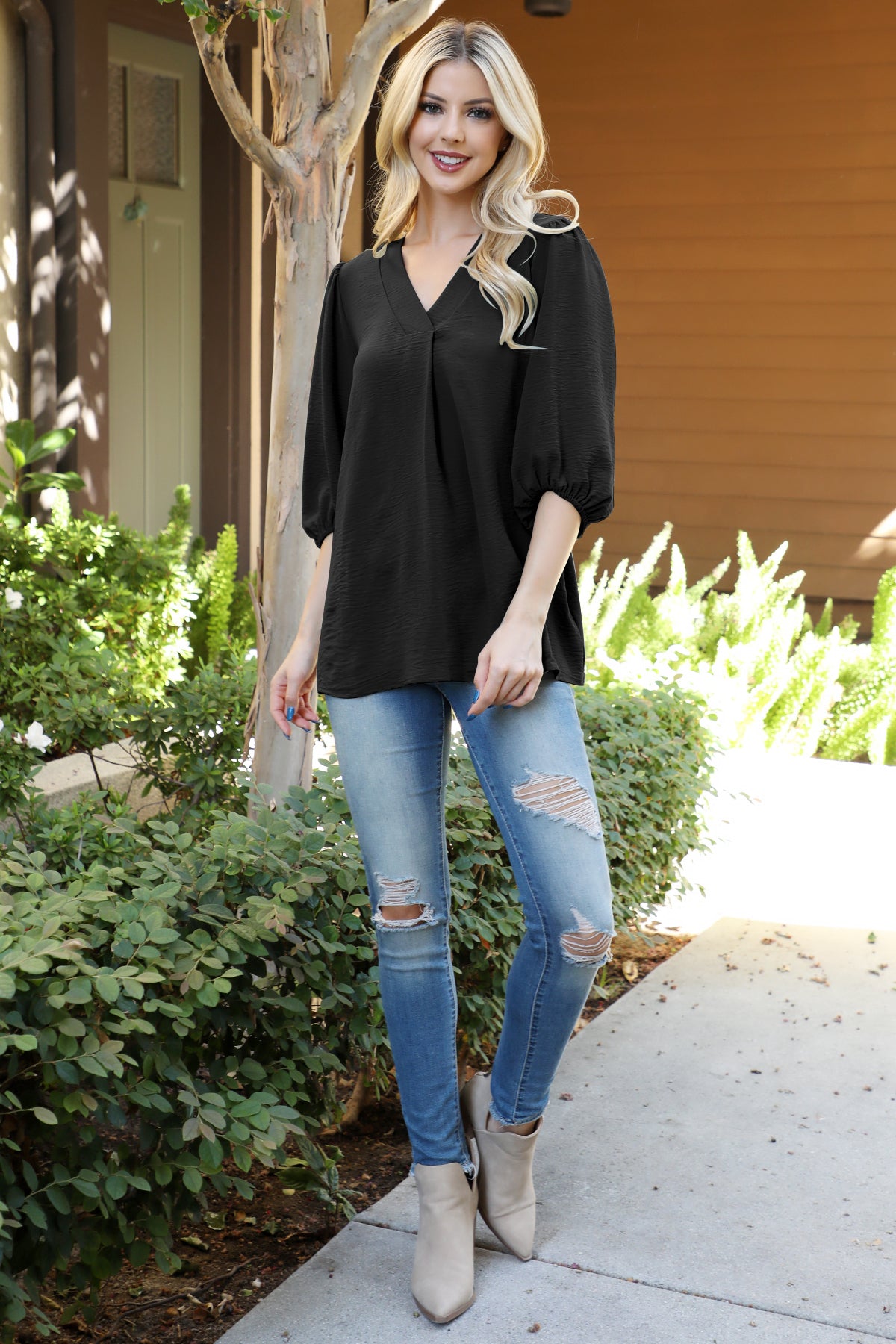 V-Neck Elastic Tunnel Sleeve Woven Top