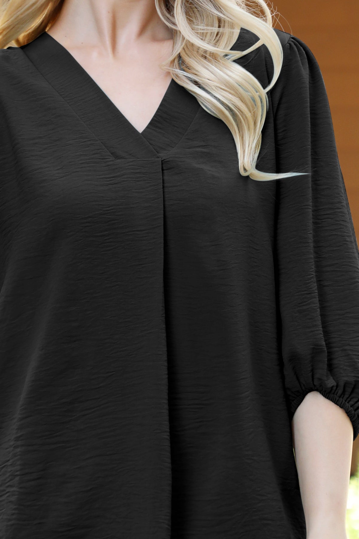 V-Neck Elastic Tunnel Sleeve Woven Top