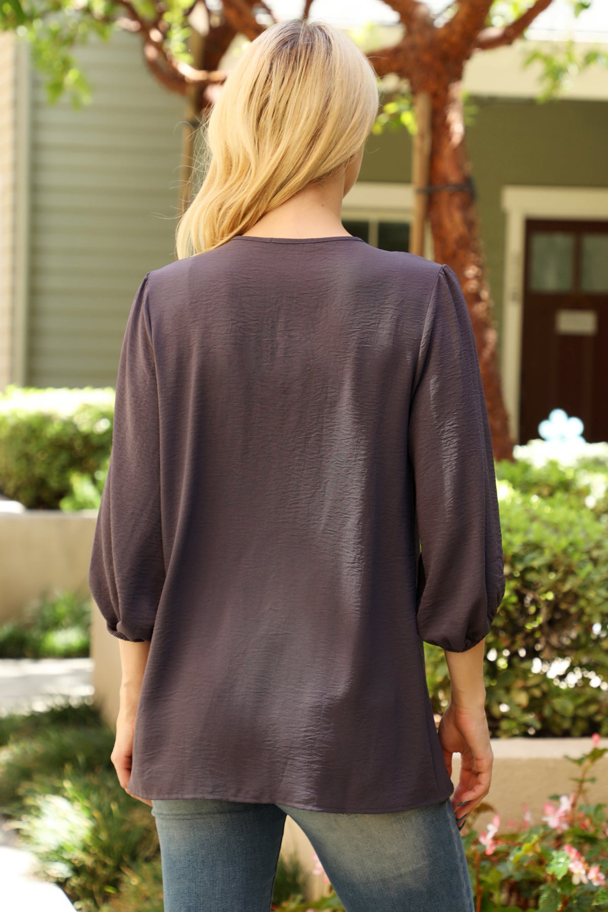 V-Neck Elastic Tunnel Sleeve Woven Top