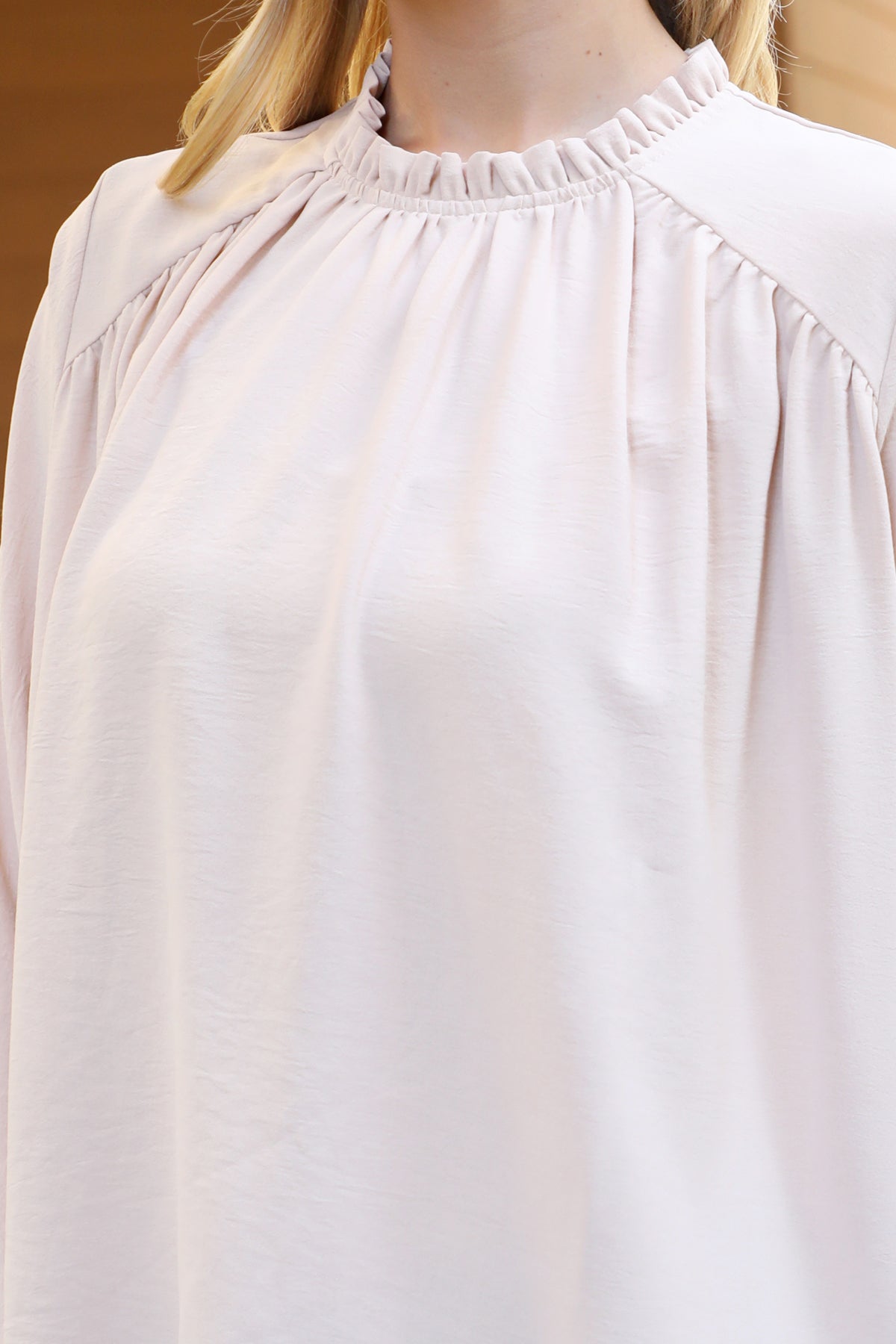 Mock Neck Puff Sleeve Top